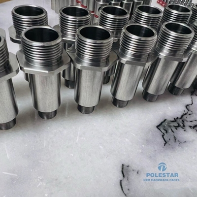 SUS316 Edelstahl Präzisionsbauteile Außenfaden Pagoda-Gelenk CNC-bearbeitetes Drehverbinder für Kraftstoffpumpenstange